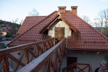 Фото номера Четырехместный номер с ванной комнатой Фермерские дома Agroturystyka Podzamcze г. Krzeszowice 8